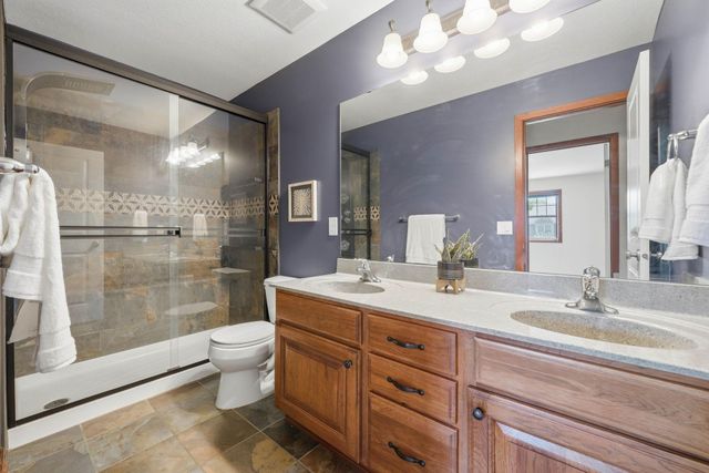 17750 74th Avenue N, Maple Grove, MN 55311