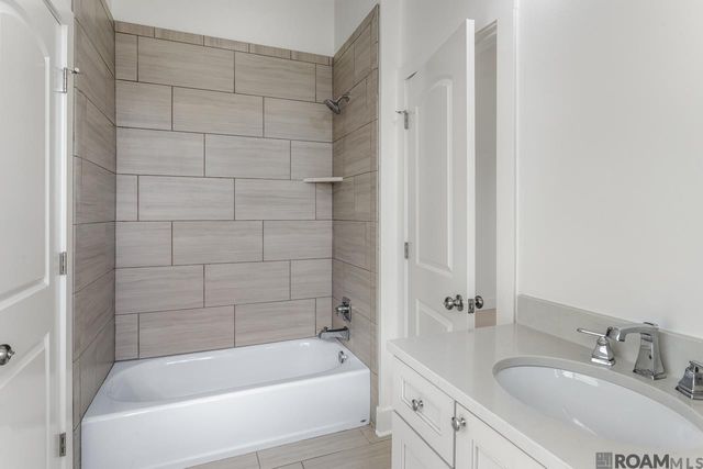 10740 Summer Fest Ln, Baton Rouge, LA 70810