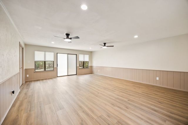 409 Circleview N, Hurst, TX 76054