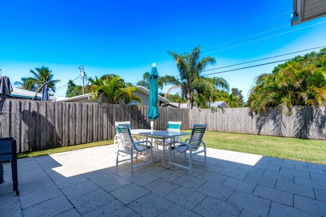 3083 SW Berry Avenue, Palm City, FL 34990