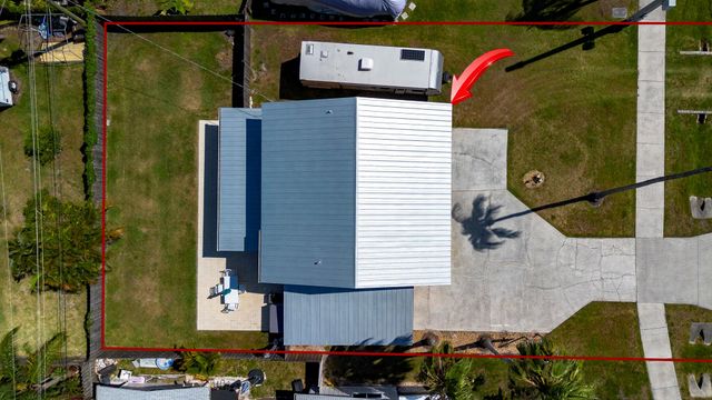 3083 SW Berry Avenue, Palm City, FL 34990