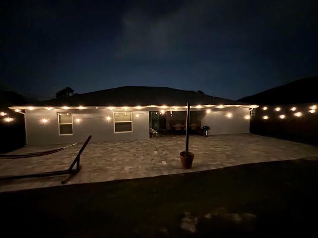 5425 NW Edgewater Avenue, Port St. Lucie, FL 34983