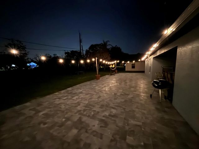 5425 NW Edgewater Avenue, Port St. Lucie, FL 34983