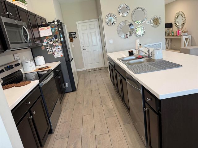 5425 NW Edgewater Avenue, Port St. Lucie, FL 34983