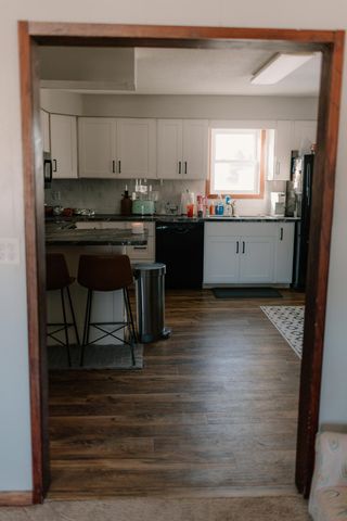 410 2nd Street NE, Hankinson, ND 58041