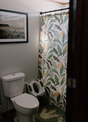 410 2nd Street NE, Hankinson, ND 58041