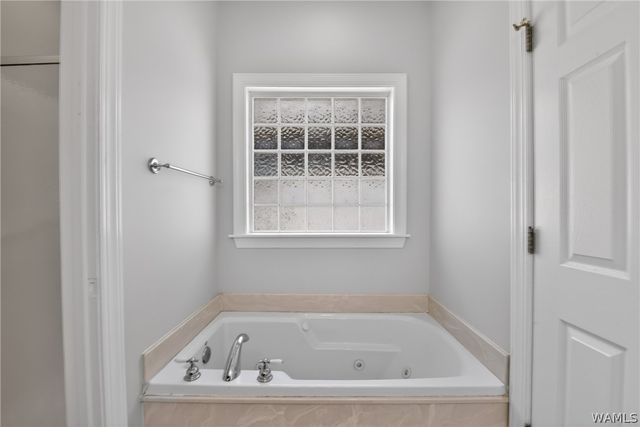 1411 Gingerwood, Tuscaloosa, AL 35405
