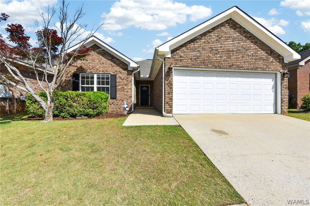 1411 Gingerwood, Tuscaloosa, AL 35405