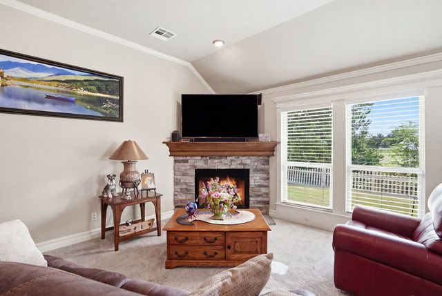 12116 E 69th Street N, Owasso, OK 74055