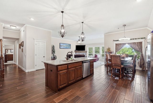 12116 E 69th Street N, Owasso, OK 74055