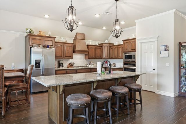 12116 E 69th Street N, Owasso, OK 74055