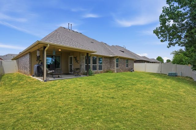 12116 E 69th Street N, Owasso, OK 74055