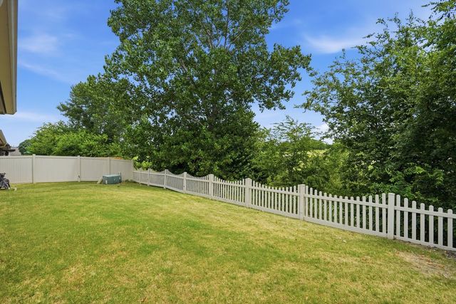 12116 E 69th Street N, Owasso, OK 74055