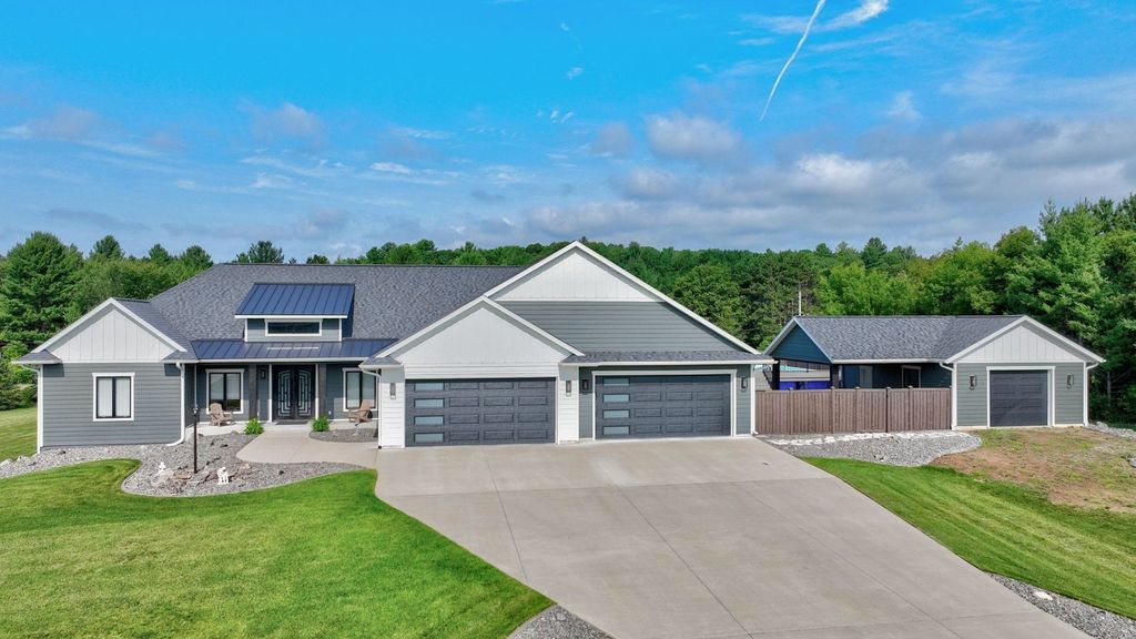 Image 1 of property listing at S4656 Rygg Road, Eau Claire, WI 54701