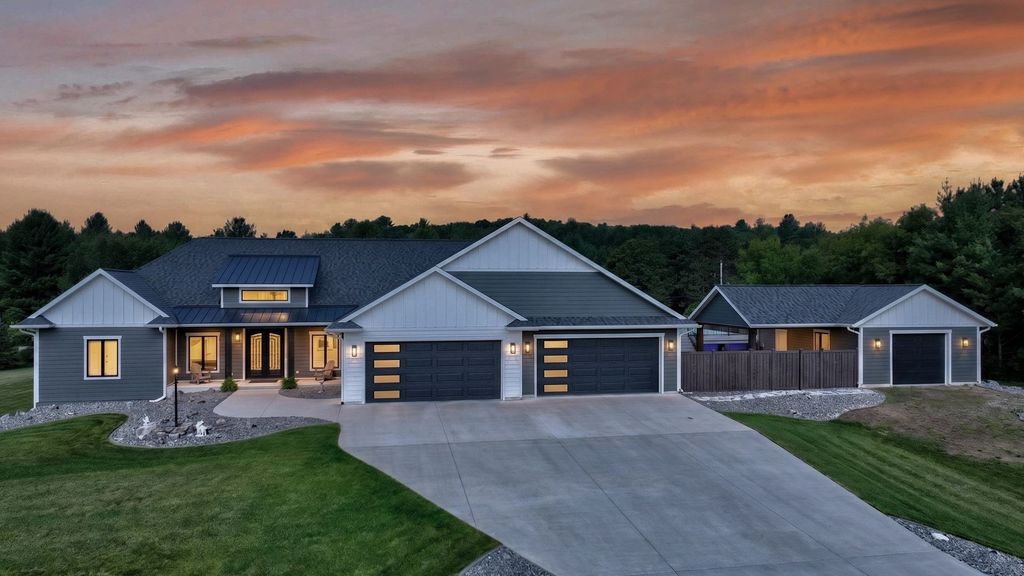 Image 54 of property listing at S4656 Rygg Road, Eau Claire, WI 54701