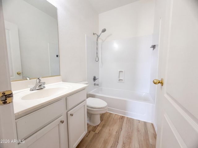 9710 E OBISPO Avenue, Mesa, AZ 85212