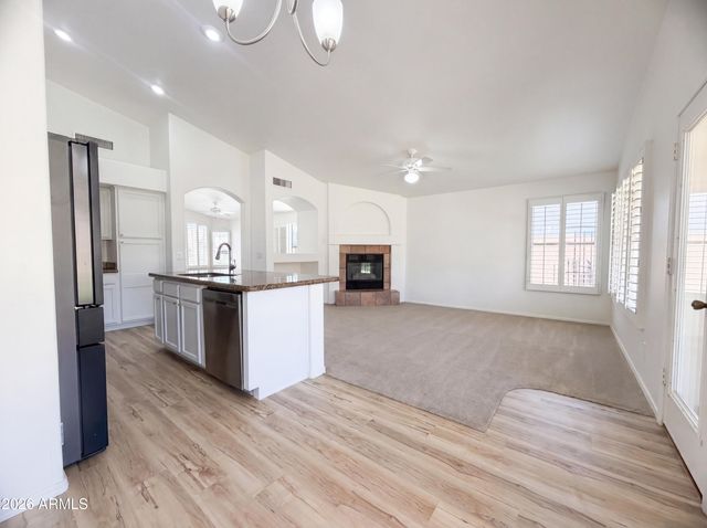 9710 E OBISPO Avenue, Mesa, AZ 85212