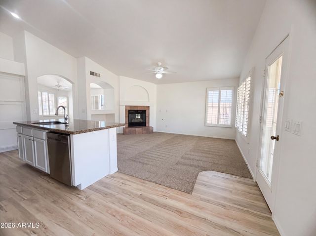 9710 E OBISPO Avenue, Mesa, AZ 85212