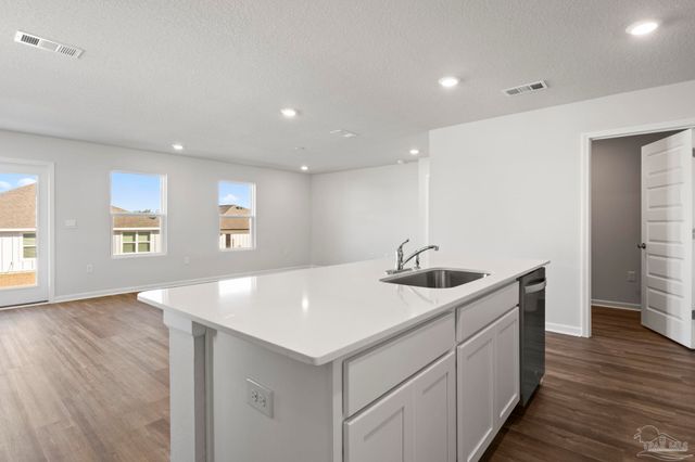 4757 Redhead Ct, Pace, FL 32571