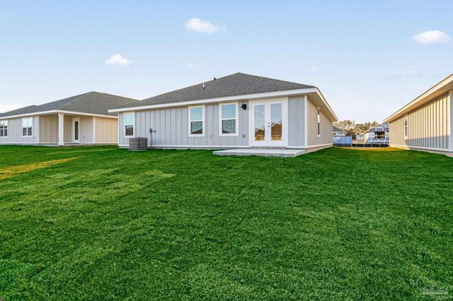 4757 Redhead Ct, Pace, FL 32571