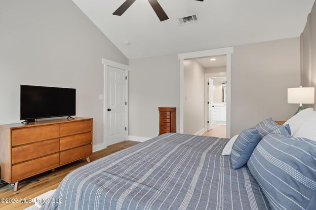 8940 Anahola Place, Diamondhead, MS 39525