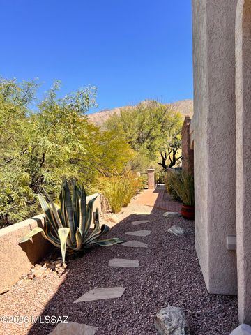 7300 E Calle Alba Serena, Tucson, AZ 85750