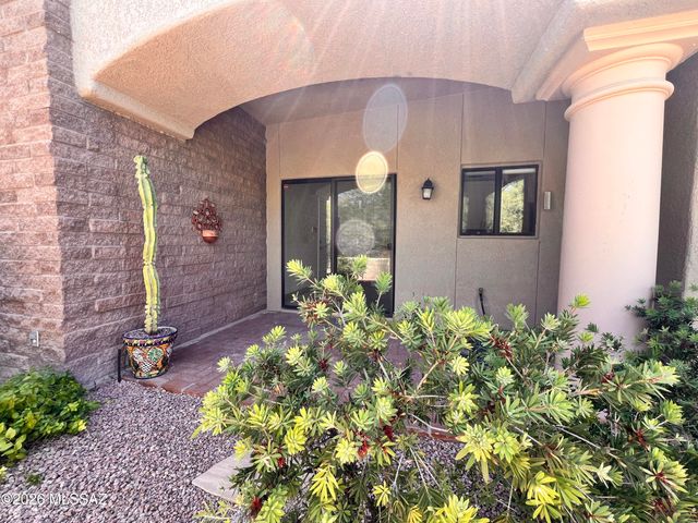 7300 E Calle Alba Serena, Tucson, AZ 85750