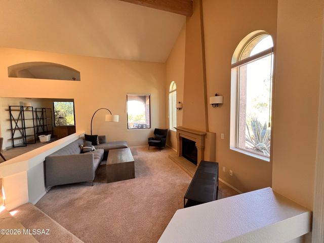 7300 E Calle Alba Serena, Tucson, AZ 85750