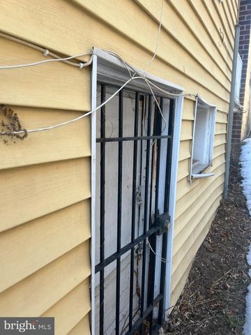 4530 DIX ST NE, Washington, DC 20019