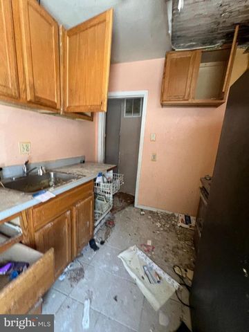 4530 DIX ST NE, Washington, DC 20019