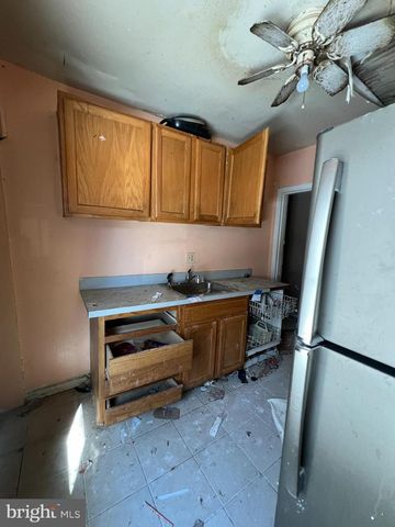 4530 DIX ST NE, Washington, DC 20019