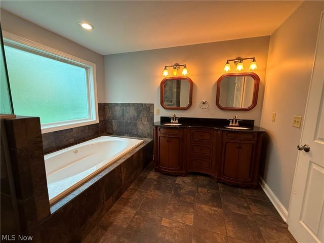 281 Stewart Road, Salem, OH 44460