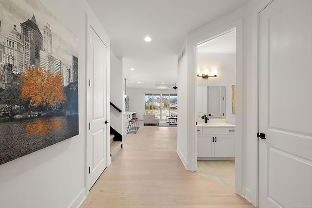 5926 Everton Avenue, Troy, MI 48085