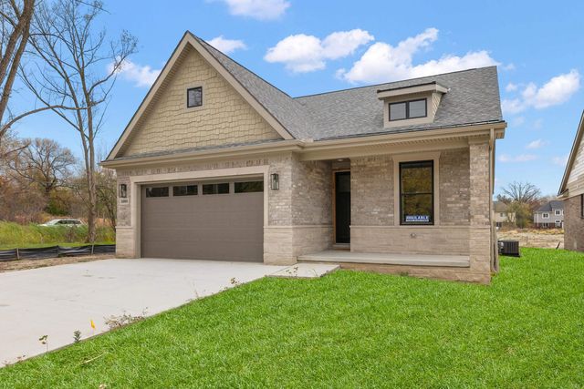 5926 Everton Avenue, Troy, MI 48085