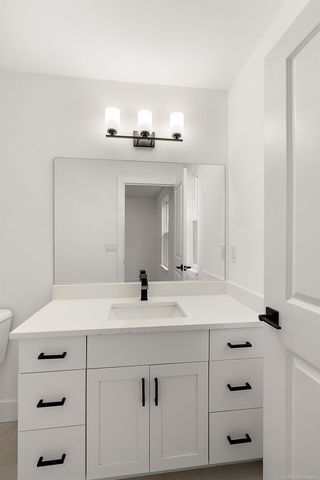 5926 Everton Avenue, Troy, MI 48085