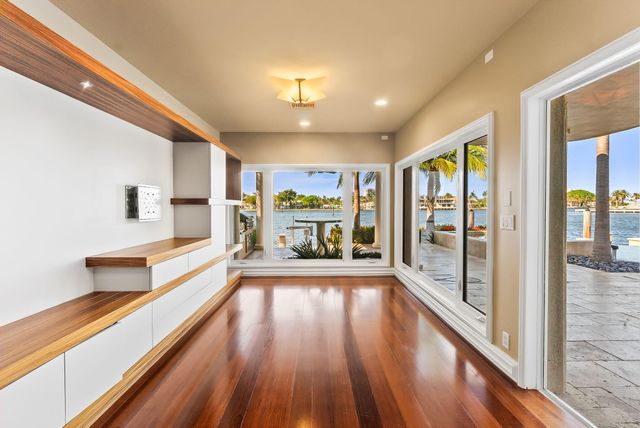 3 Isla Bahia Drive, Fort Lauderdale, FL 33316