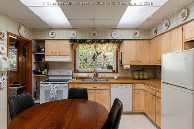 2604 Pennsylvania Avenue, Charleston, WV 25302