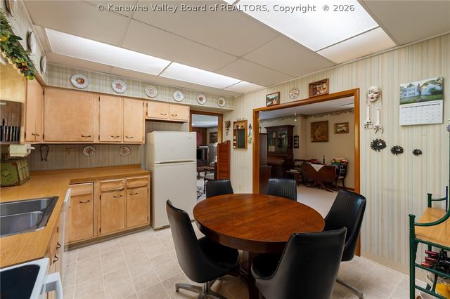 2604 Pennsylvania Avenue, Charleston, WV 25302