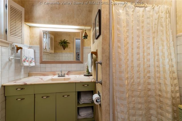 2604 Pennsylvania Avenue, Charleston, WV 25302