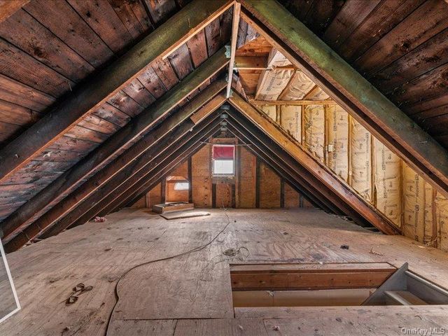 39 12th Avenue, Sea Cliff, NY 11579