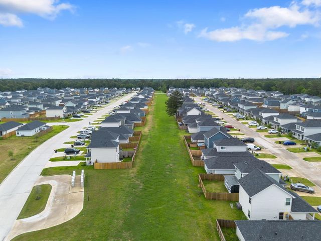 17038 Marie Village Drive, Conroe, TX 77306