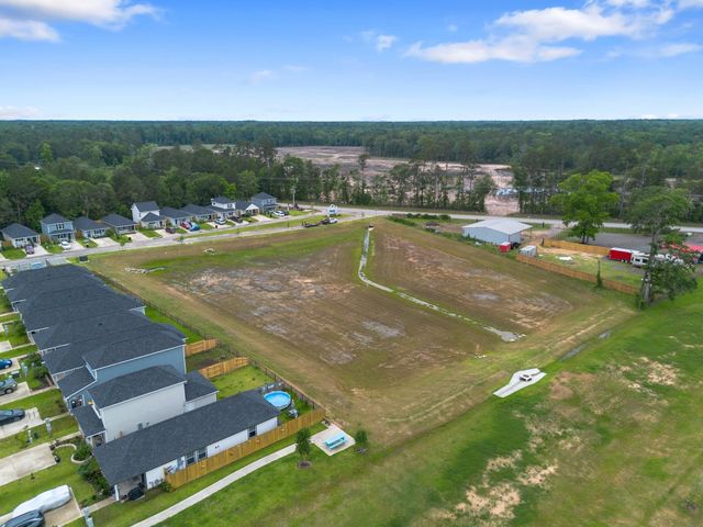 17038 Marie Village Drive, Conroe, TX 77306