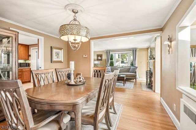 14 Wayland Dr, Verona Twp., NJ 07044