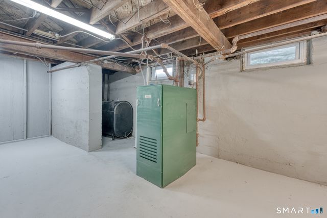 135 Jerome Avenue, Bristol, CT 06010