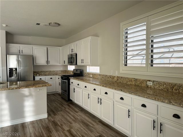 52 Green Hills Court, Henderson, NV 89012
