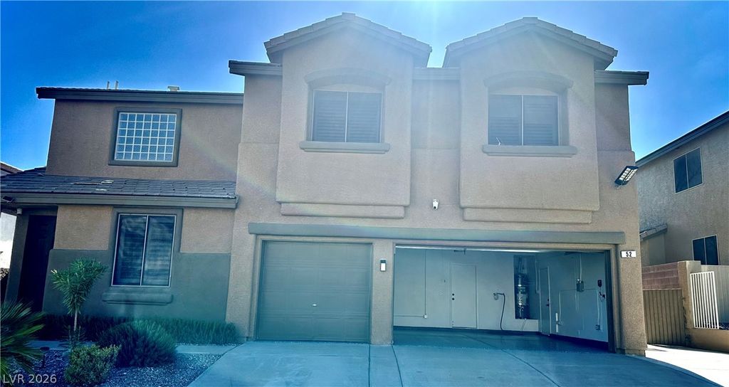 52 Green Hills Court, Henderson, NV 89012