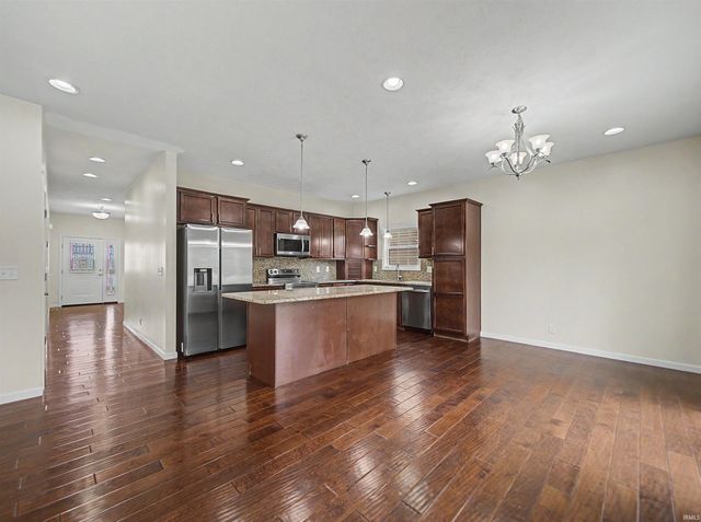 3661 Arbor Pointe Drive, Newburgh, IN 47630