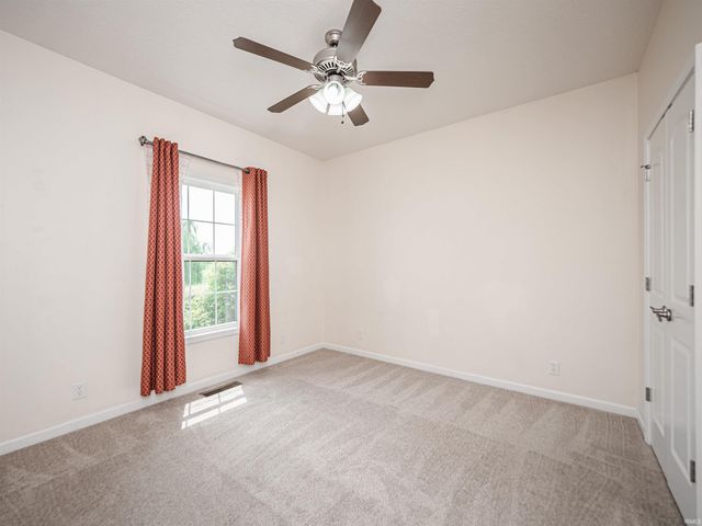 3661 Arbor Pointe Drive, Newburgh, IN 47630