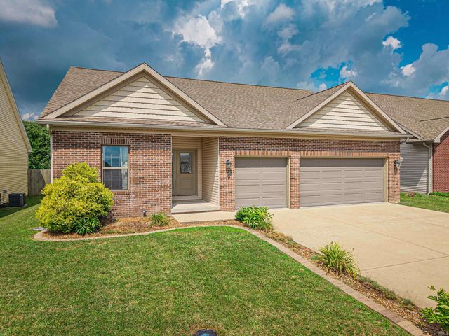 3661 Arbor Pointe Drive, Newburgh, IN 47630