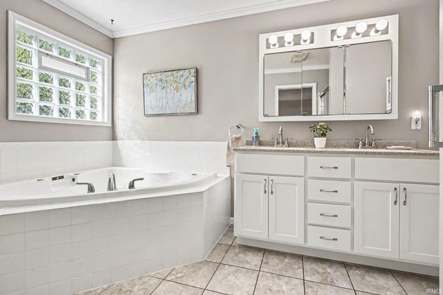 21064 Morning Dove Trail, South Bend, IN 46614